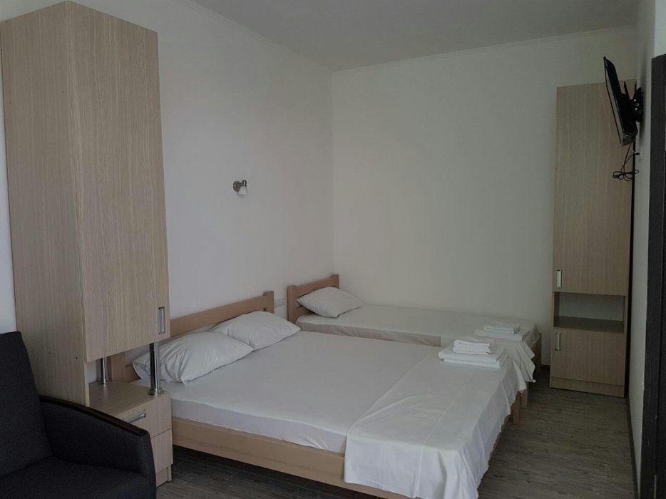 Aleksandriya Hotel Chornomorsk Buitenkant foto