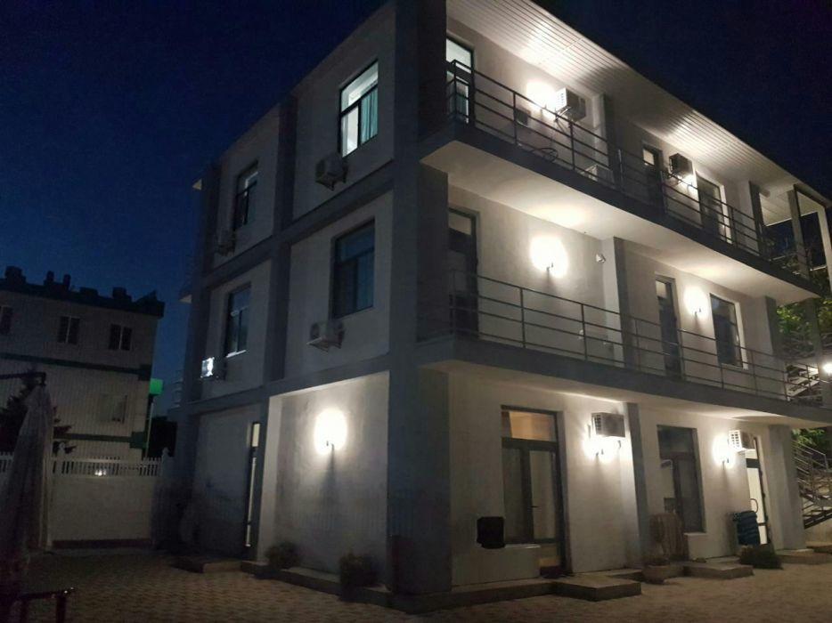 Aleksandriya Hotel Chornomorsk Buitenkant foto
